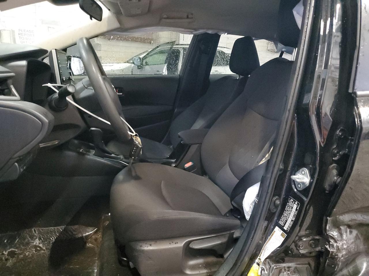 2020 TOYOTA COROLLA LE - Фото 7