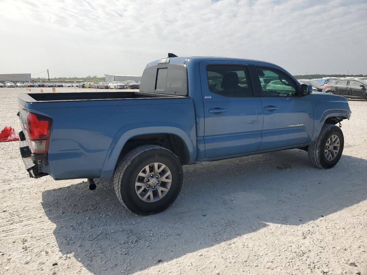 2019 TOYOTA TACOMA DOU - Фото 3