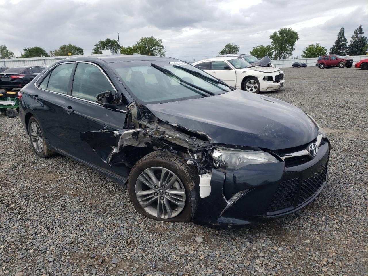 2016 TOYOTA CAMRY LE - Фото 4