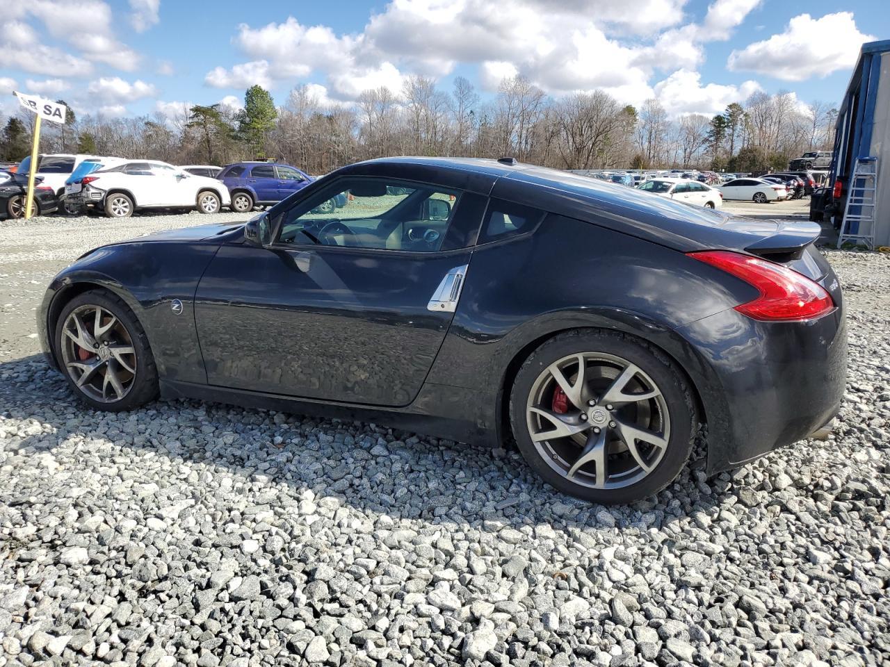 2016 NISSAN 370Z BASE - Фото 2