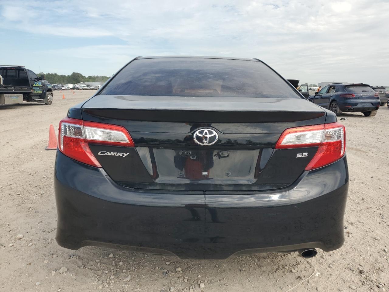 2014 TOYOTA CAMRY L - Image 6