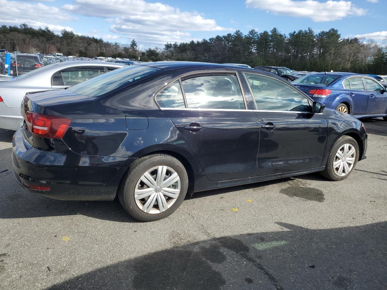 2017 VOLKSWAGEN JETTA S - Фото 3