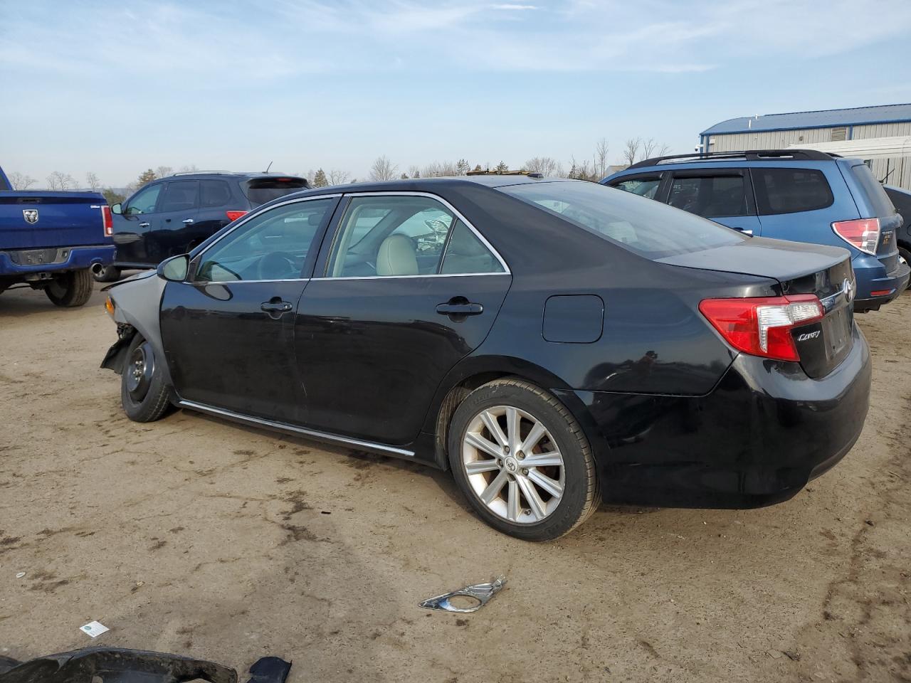 2012 TOYOTA CAMRY HYBR - Фото 2