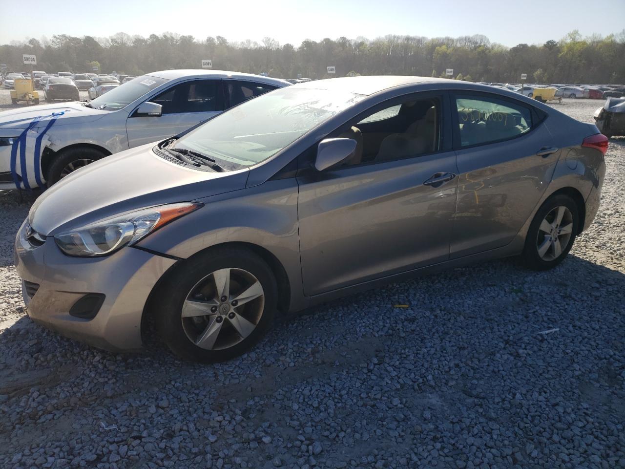 2013 HYUNDAI ELANTRA GL