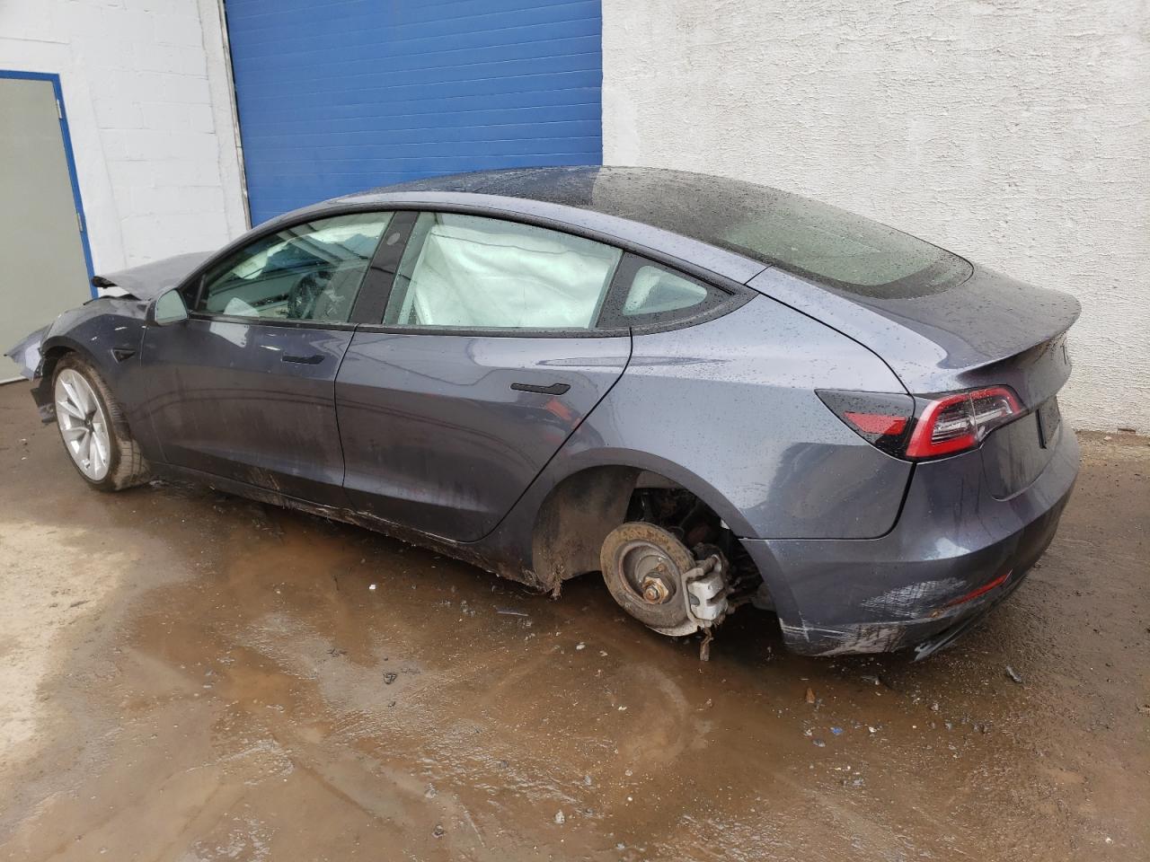 2023 TESLA MODEL 3 - Image 2