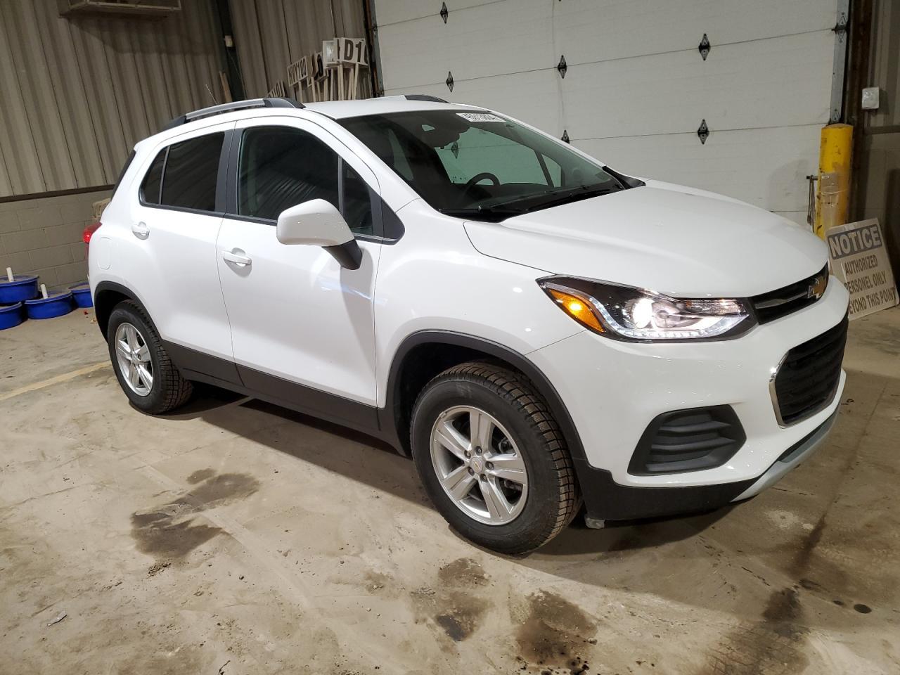 2021 CHEVROLET TRAX 1LT - Фото 4