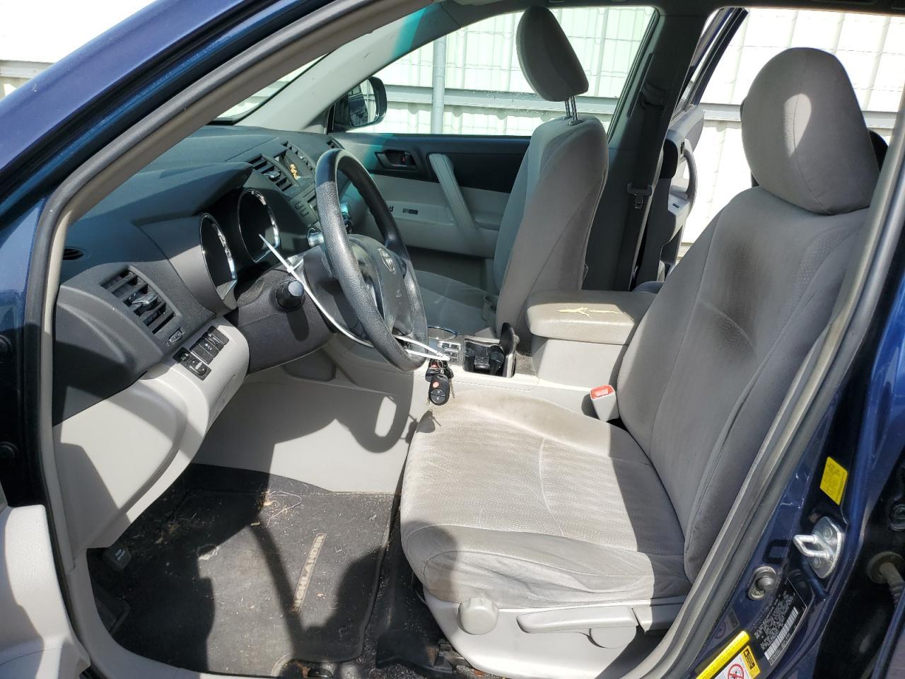 2011 TOYOTA HIGHLANDER - Фото 7
