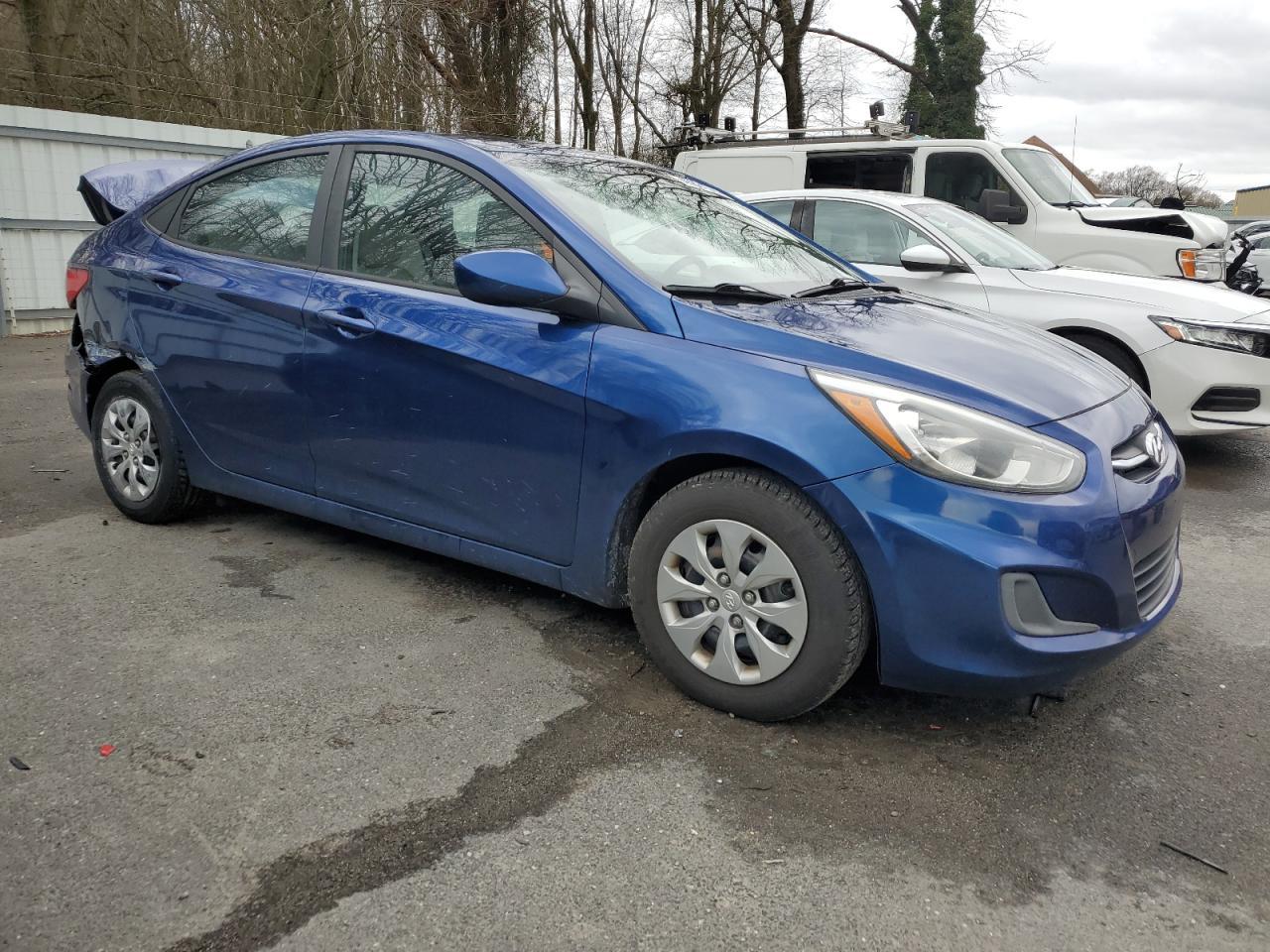 2017 HYUNDAI ACCENT SE - Image 4