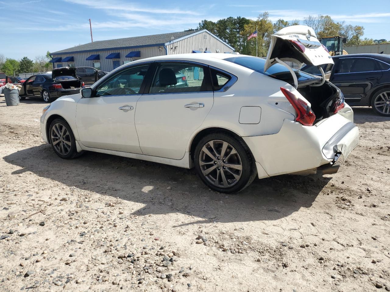 2018 NISSAN ALTIMA 2.5 - Фото 2