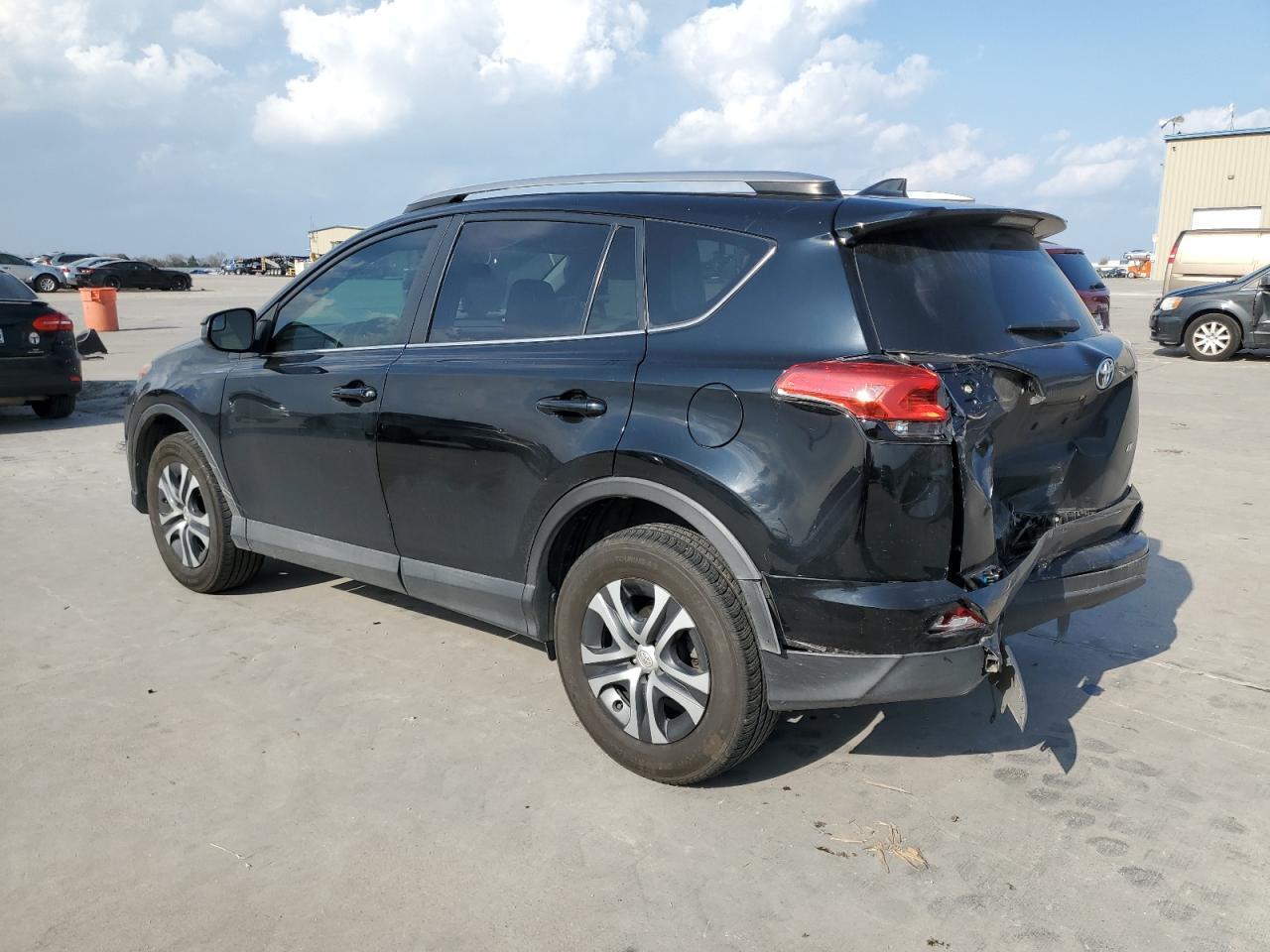 2018 TOYOTA RAV4 LE - Image 2