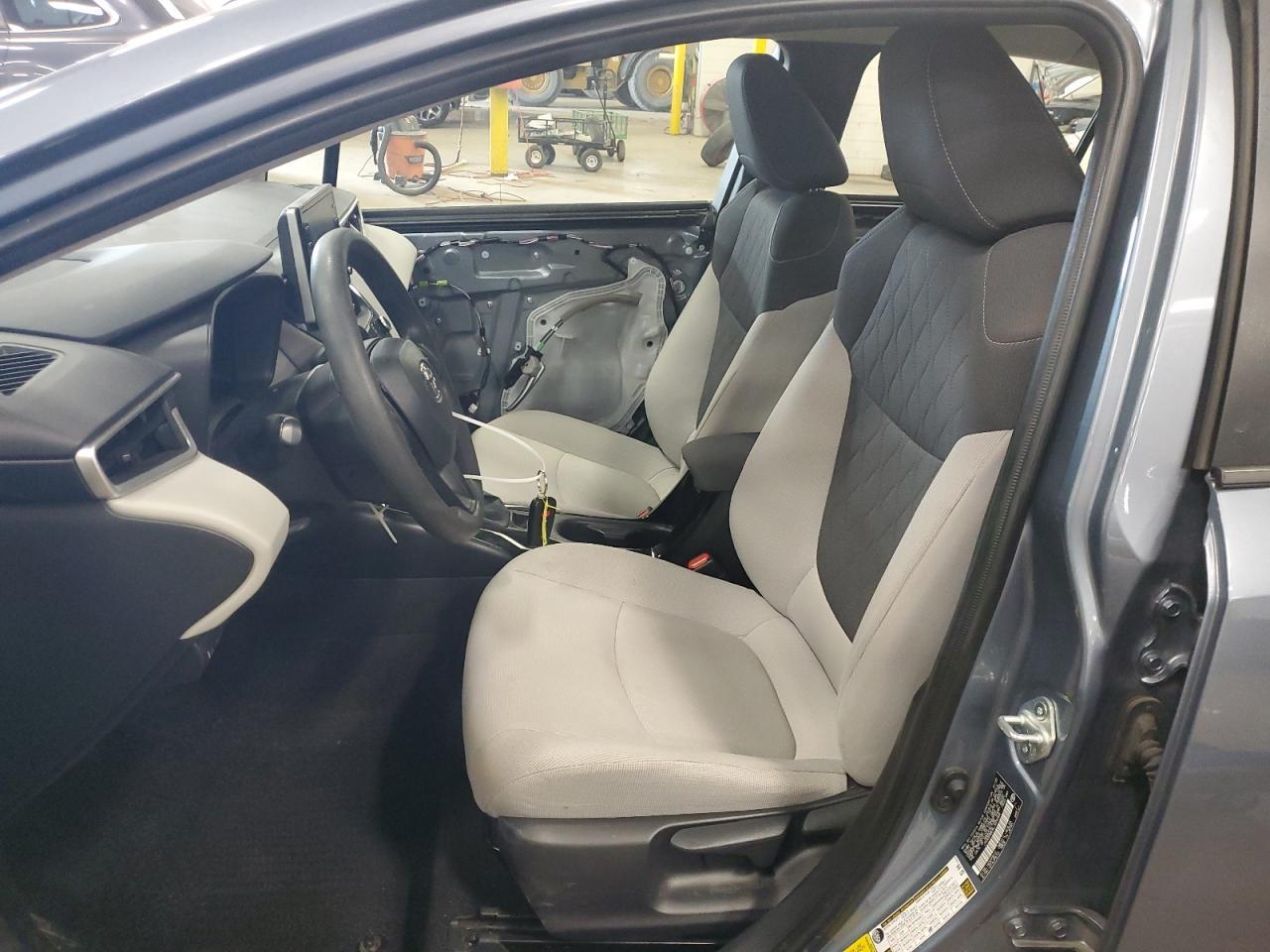 2020 TOYOTA COROLLA LE - Image 7