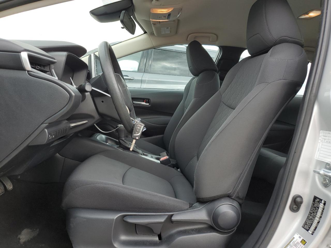 2021 TOYOTA COROLLA LE - Фото 7