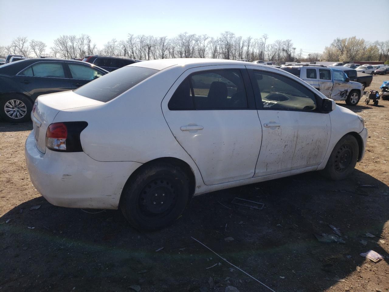 2012 TOYOTA YARIS - Фото 3
