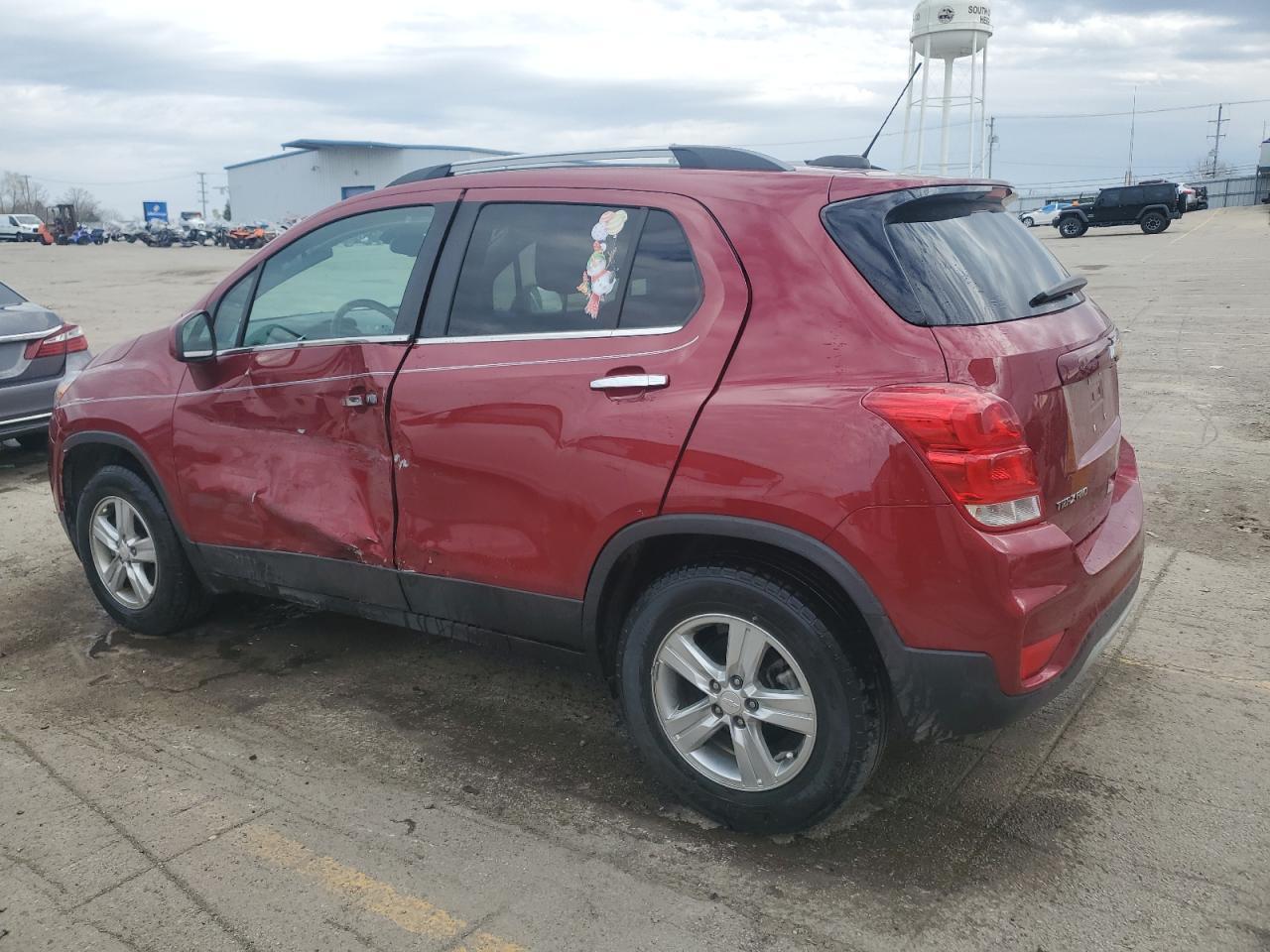 2019 CHEVROLET TRAX 1LT - Фото 2