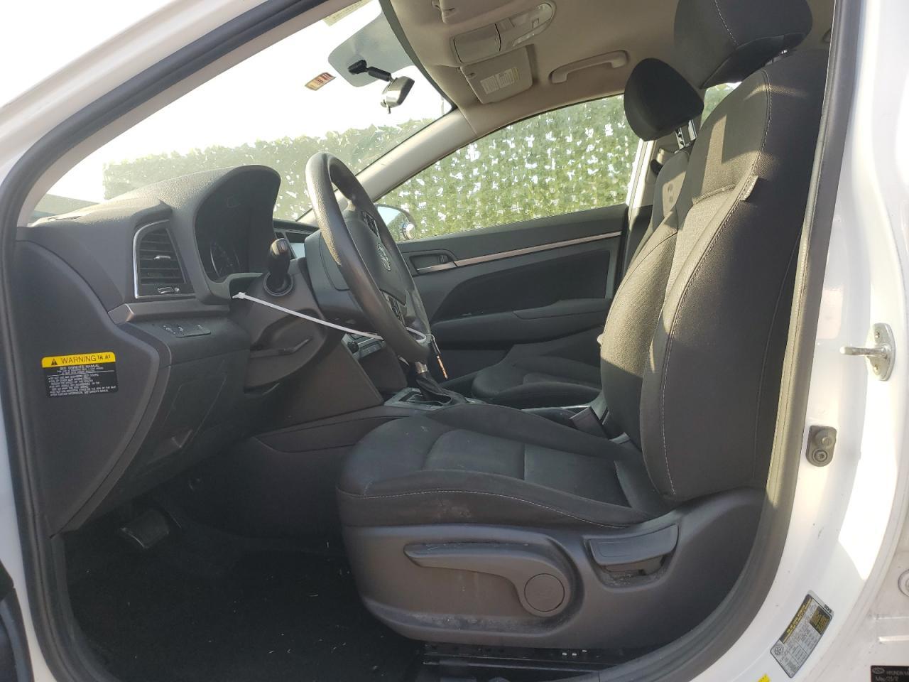 2018 HYUNDAI ELANTRA SE - Фото 7