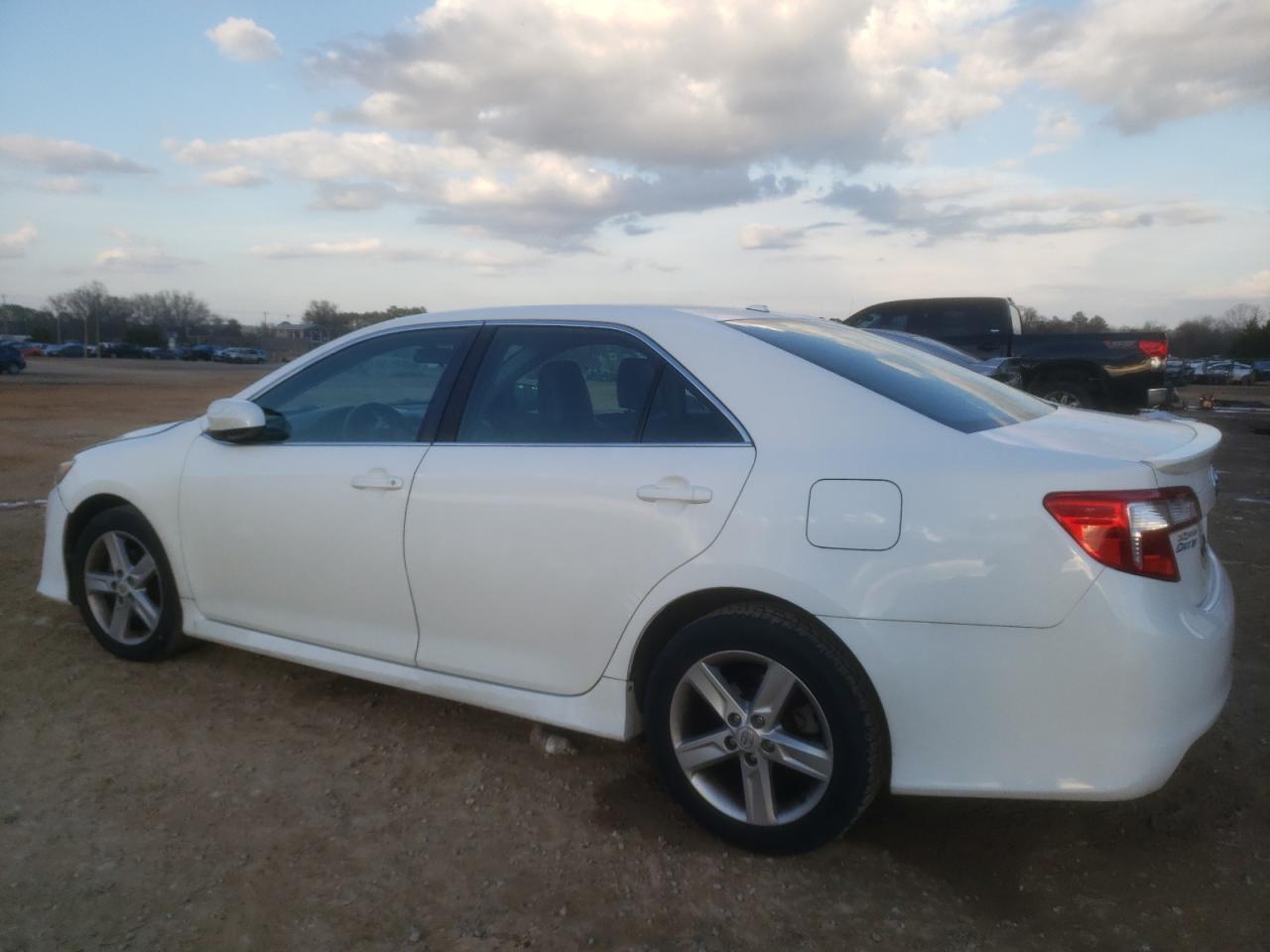 2012 TOYOTA CAMRY BASE - Image 2