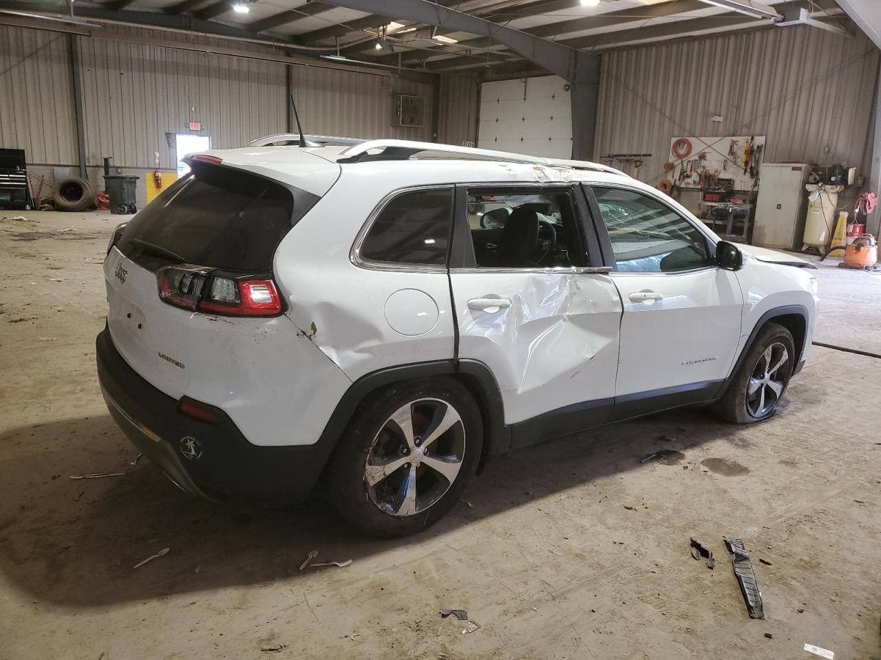 2019 JEEP CHEROKEE L - Фото 3