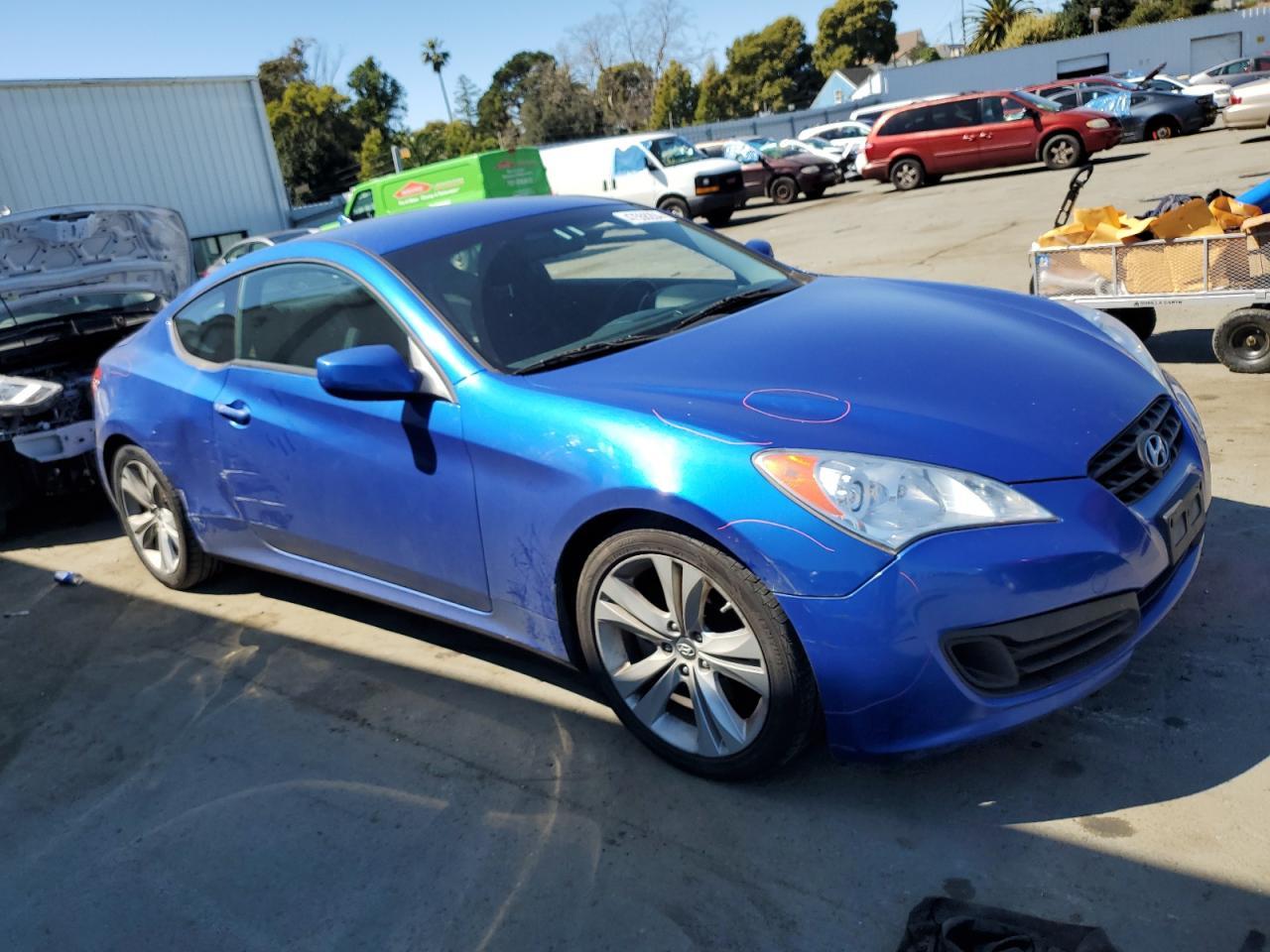 2011 HYUNDAI GENESIS CO - Image 4