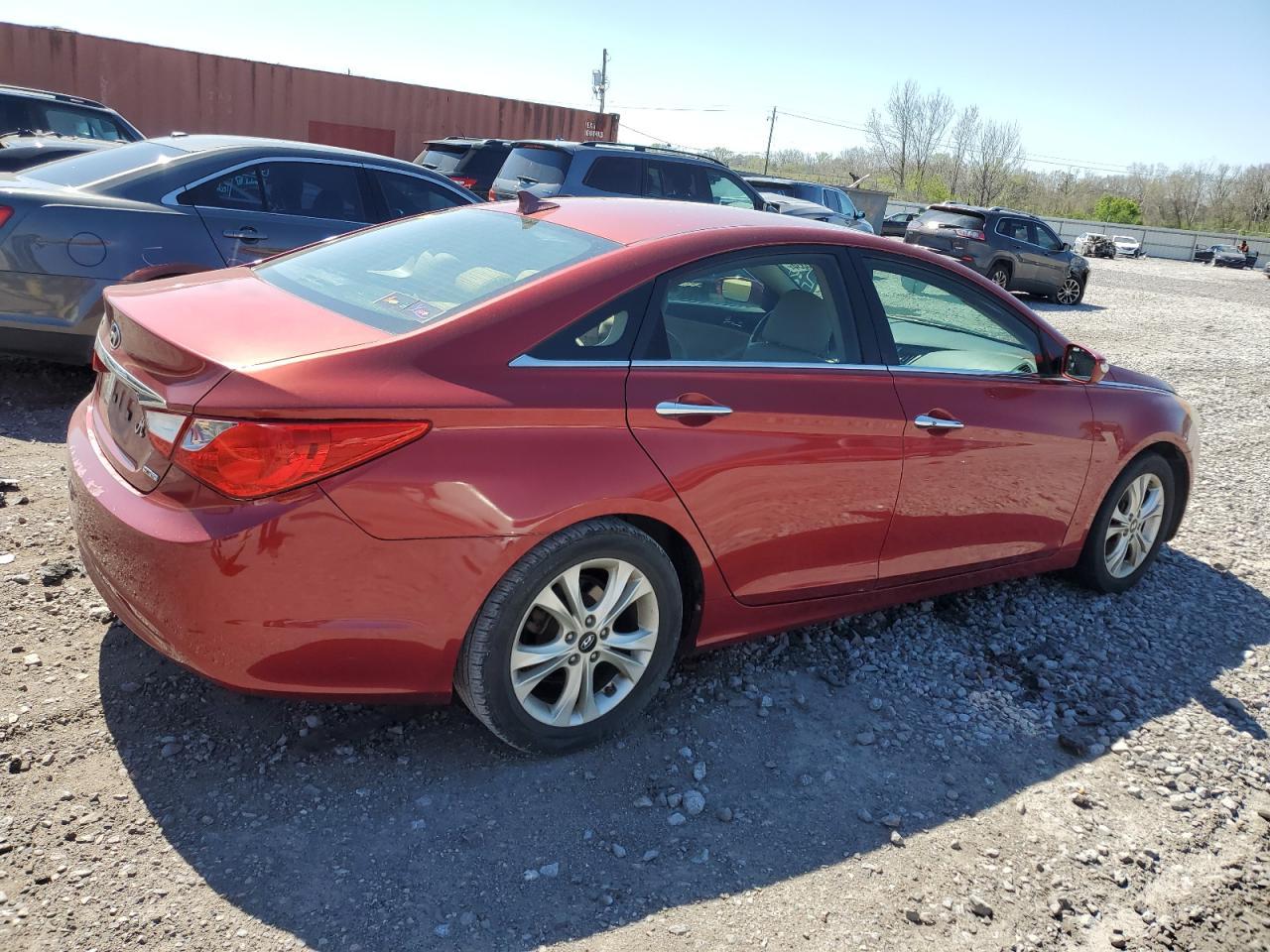 2011 HYUNDAI SONATA SE - Image 3