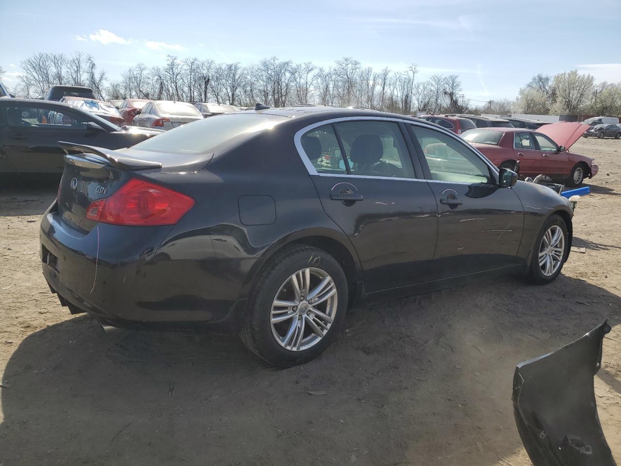 2012 INFINITI G37 - Image 3