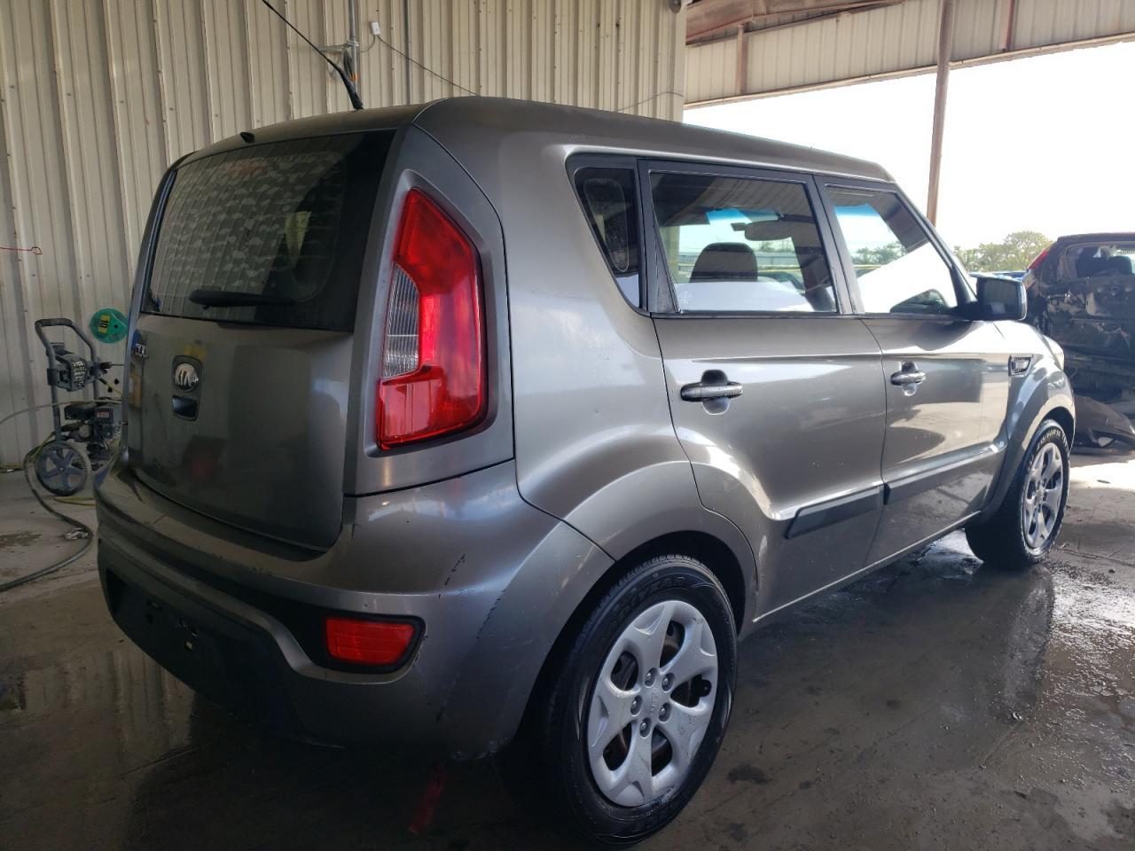 2013 KIA SOUL - Image 3
