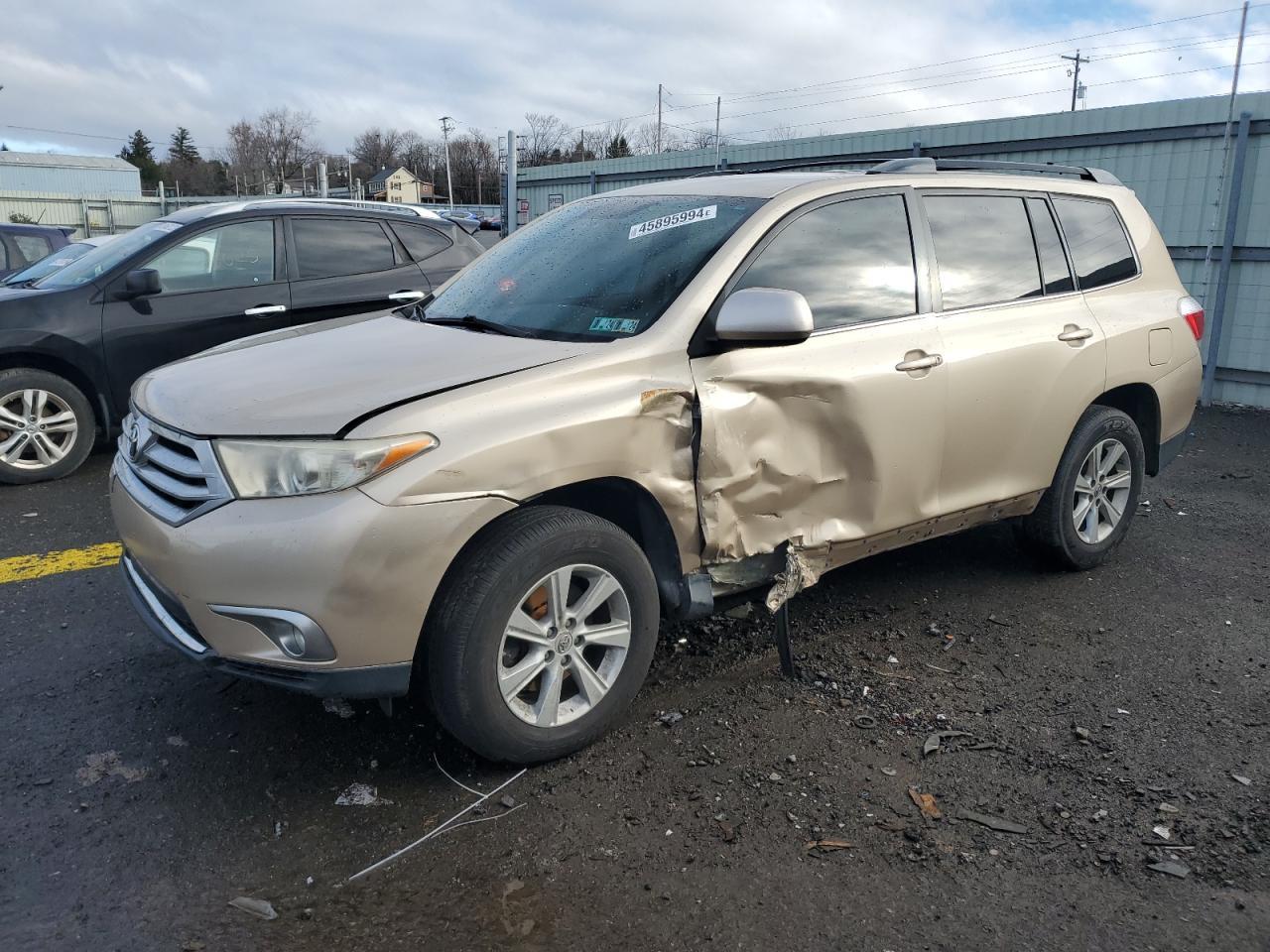 2011 TOYOTA HIGHLANDER