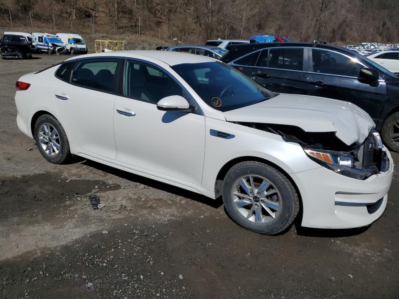 2016 KIA OPTIMA LX - Image 4