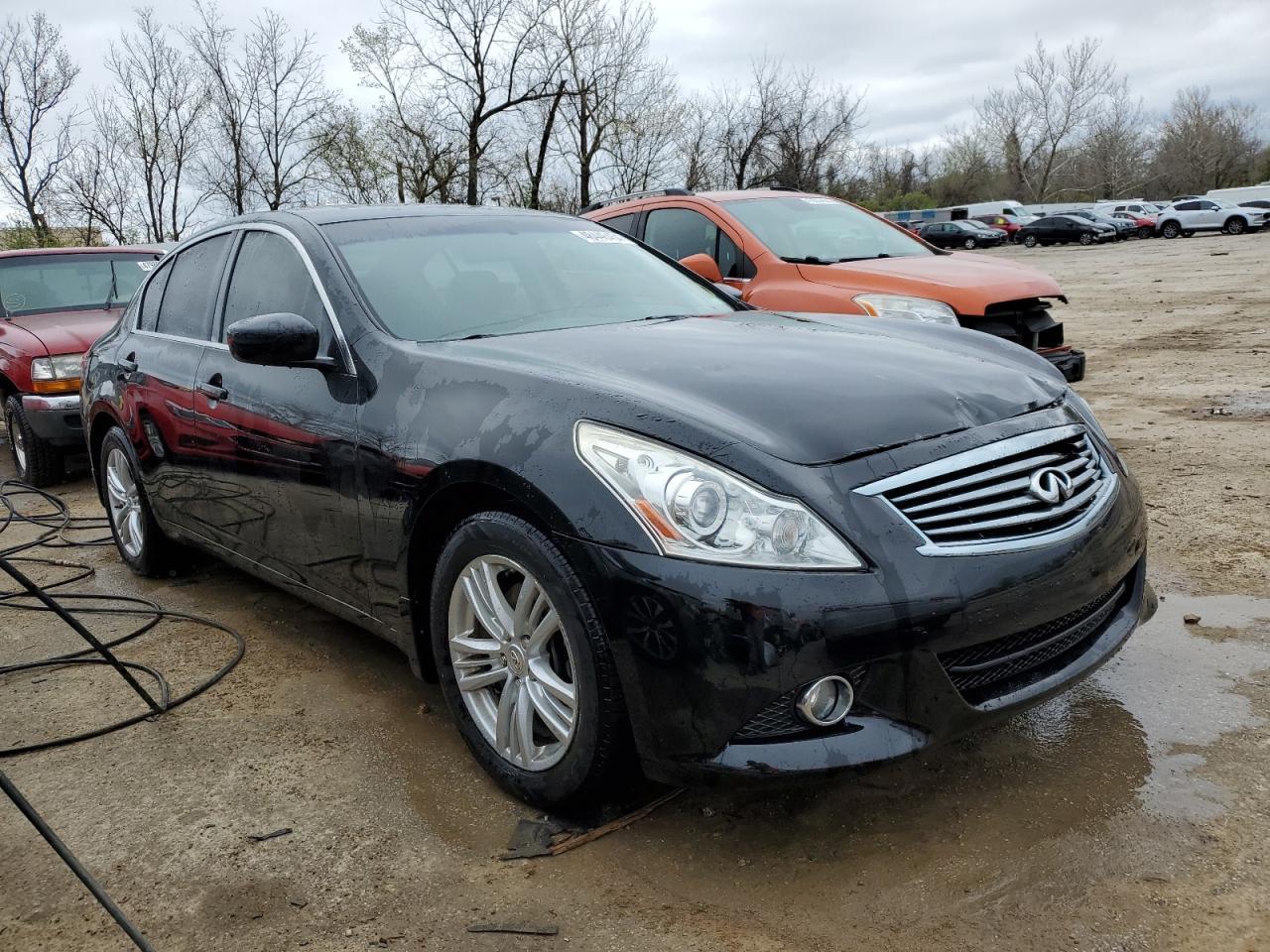 2011 INFINITI G37 - Фото 4
