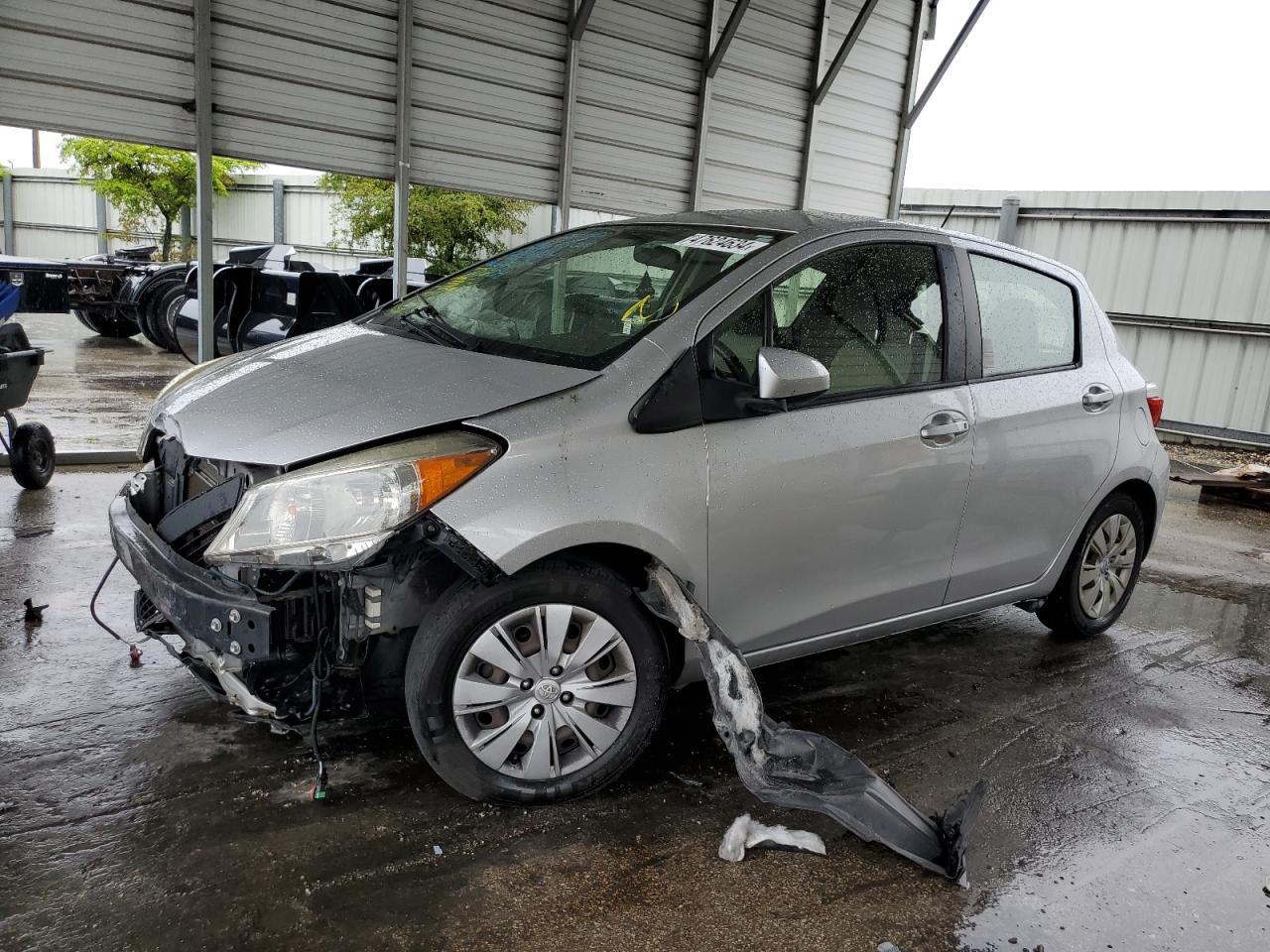 2013 TOYOTA YARIS