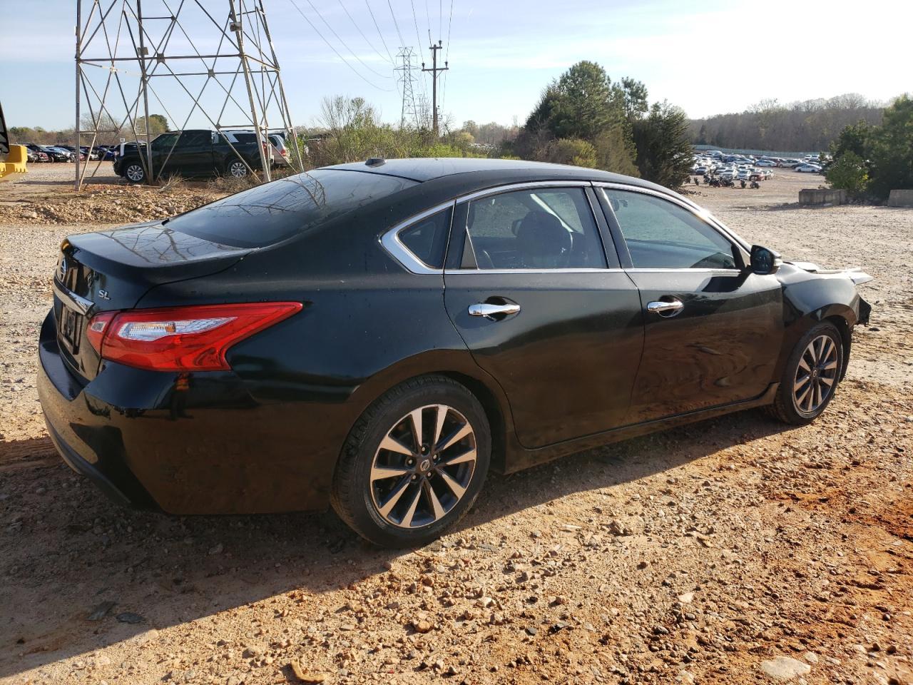 2017 NISSAN ALTIMA 2.5 - Фото 3