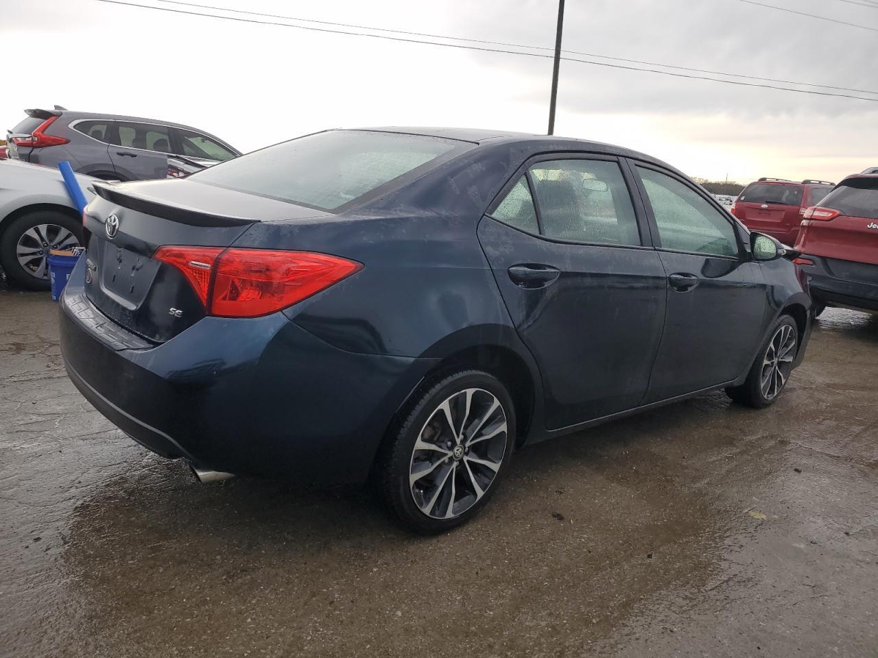 2018 TOYOTA COROLLA L - Фото 3
