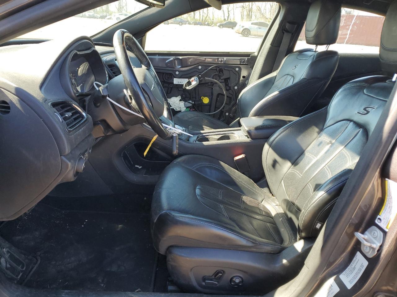 2015 CHRYSLER 200 S - Фото 7