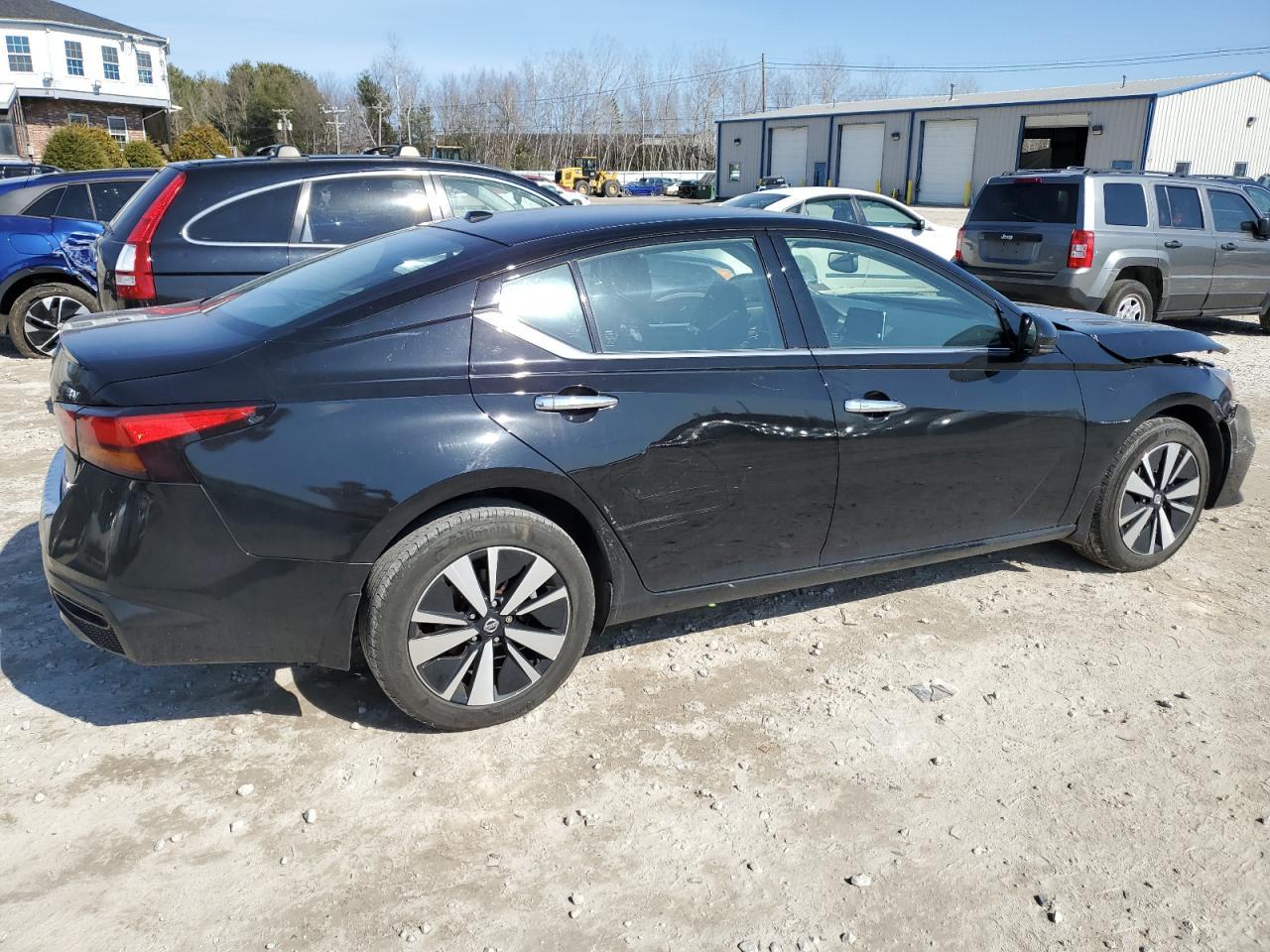 2020 NISSAN ALTIMA SV - Фото 3
