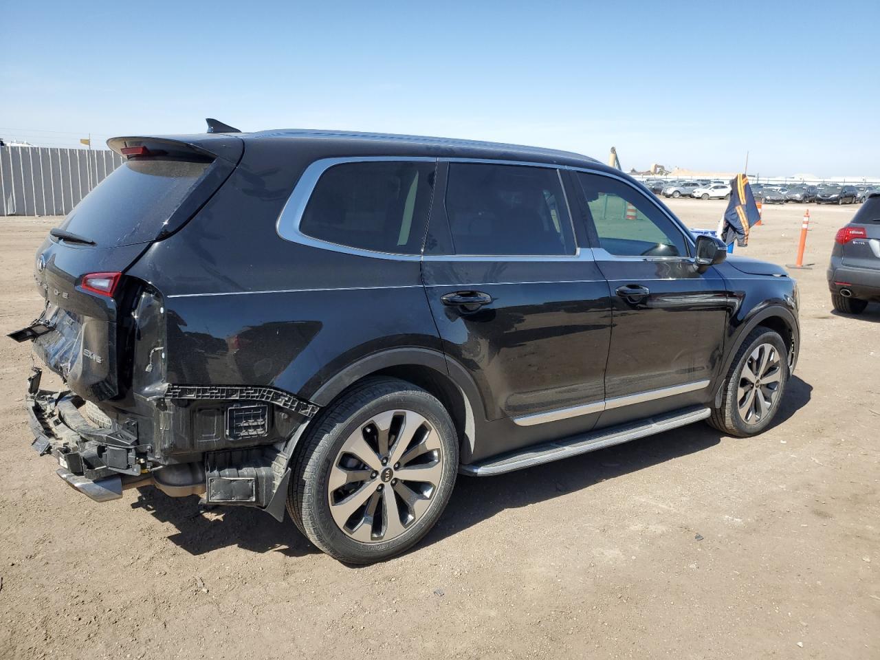 2020 KIA TELLURIDE - Image 3