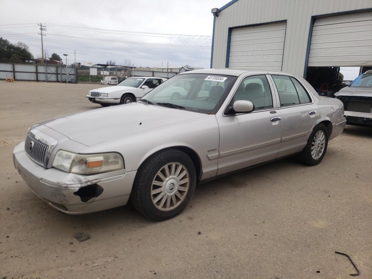 2010 MERCURY GRAND MARQ