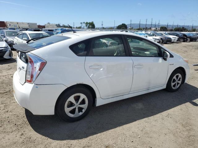 2013 TOYOTA PRIUS - Фото 3