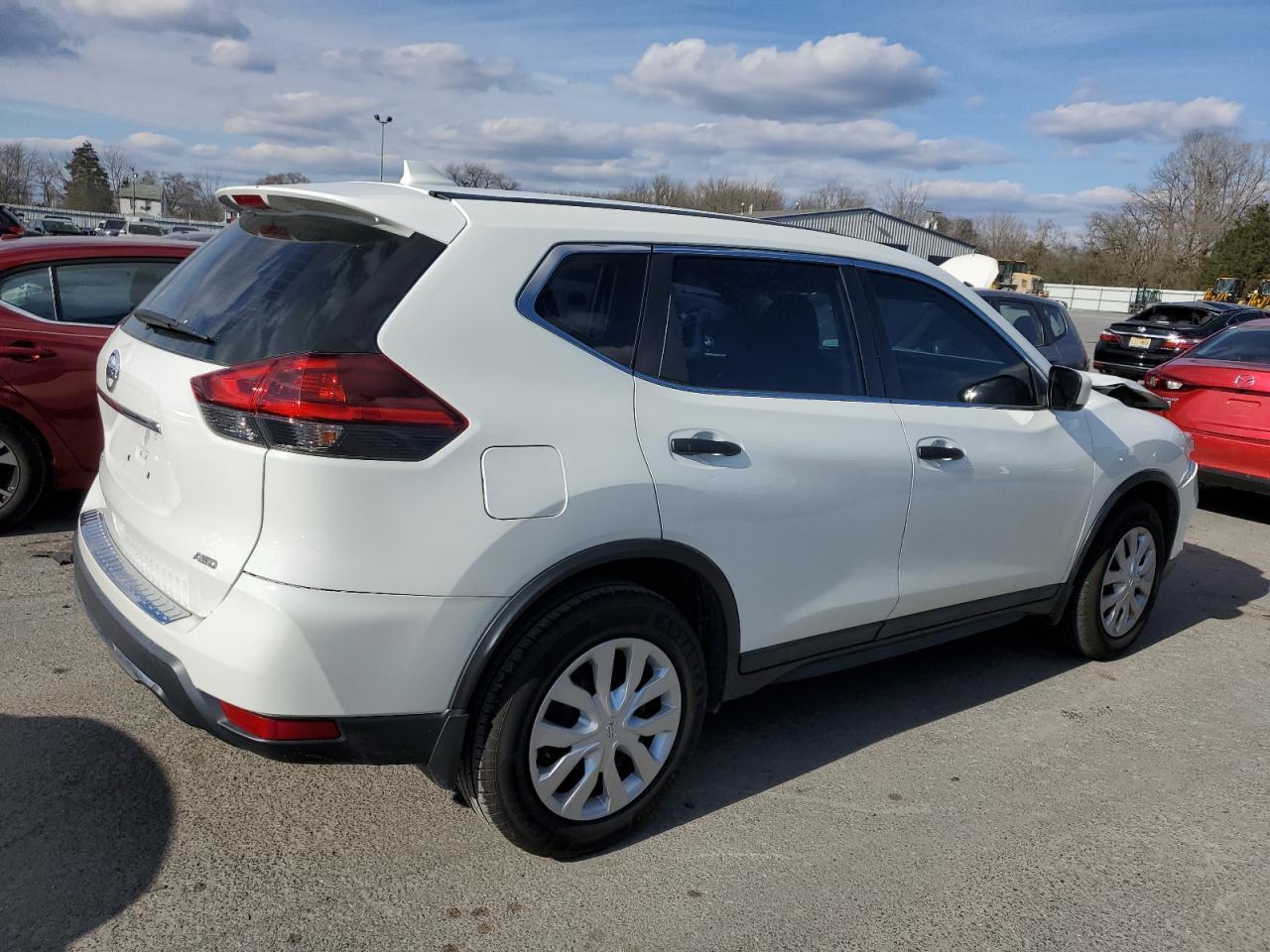 2018 NISSAN ROGUE S - Image 3