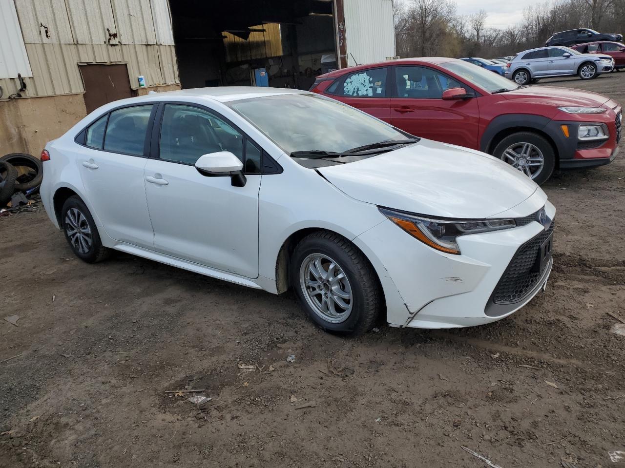 2022 TOYOTA COROLLA LE - Image 4