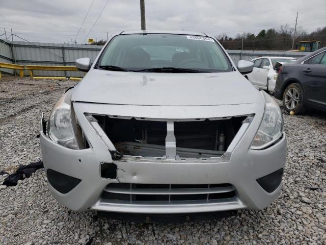 2016 Nissan Versa S - Image 5