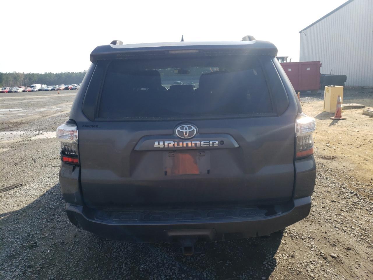 2019 TOYOTA 4RUNNER SR - Фото 6