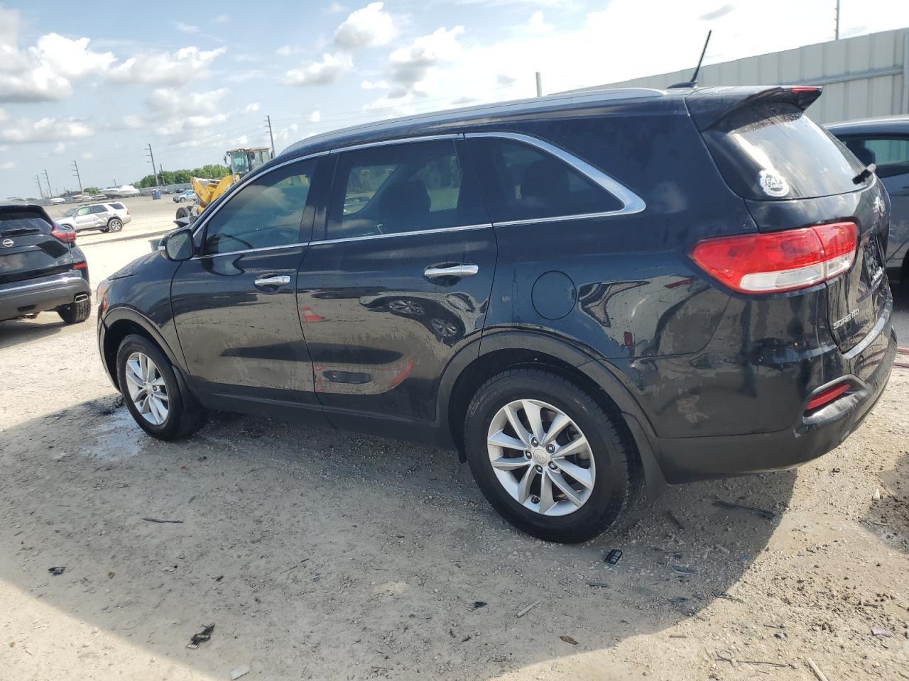 2017 KIA SORENTO LX - Фото 2