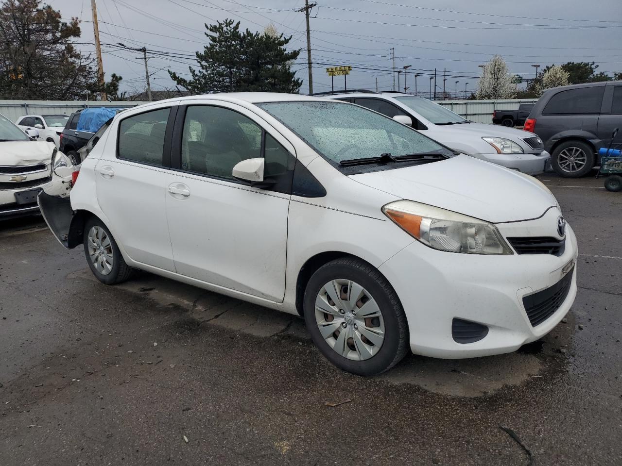 2012 TOYOTA YARIS - Image 4