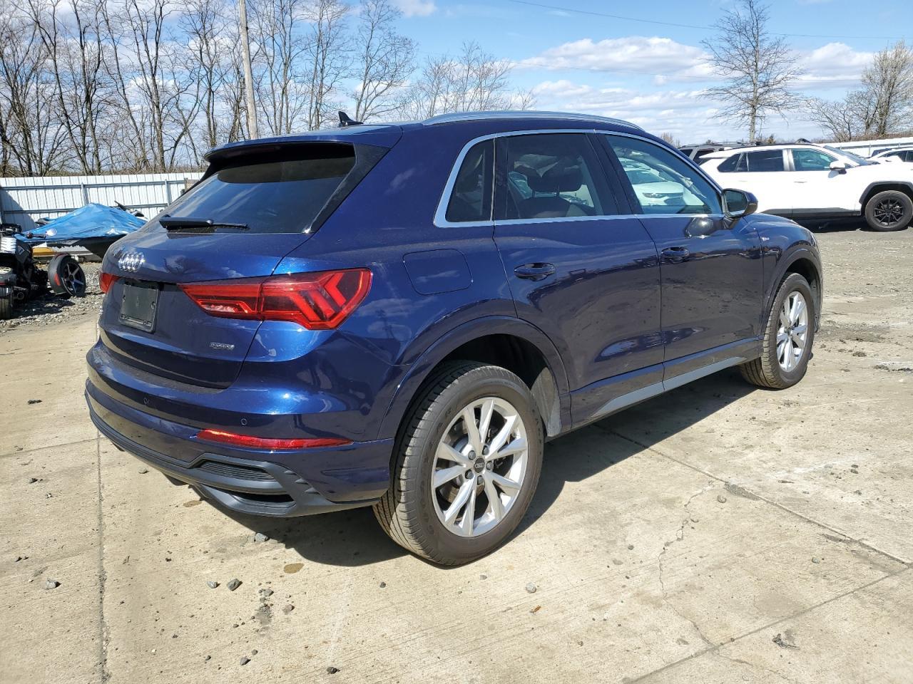 2021 AUDI Q3 PREMIUM - Фото 3