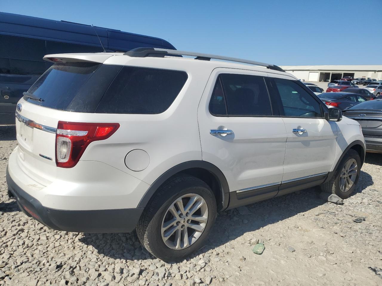 2013 FORD EXPLORER X - Фото 3