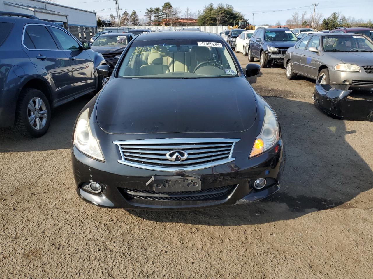 2012 INFINITI G37 - Image 5