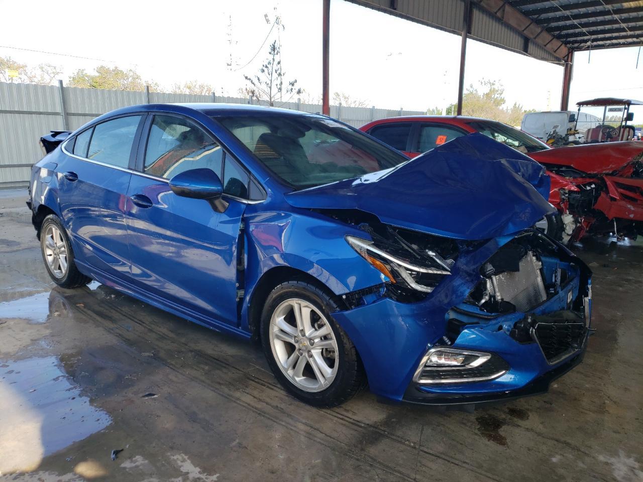 2017 CHEVROLET CRUZE LT - Image 4