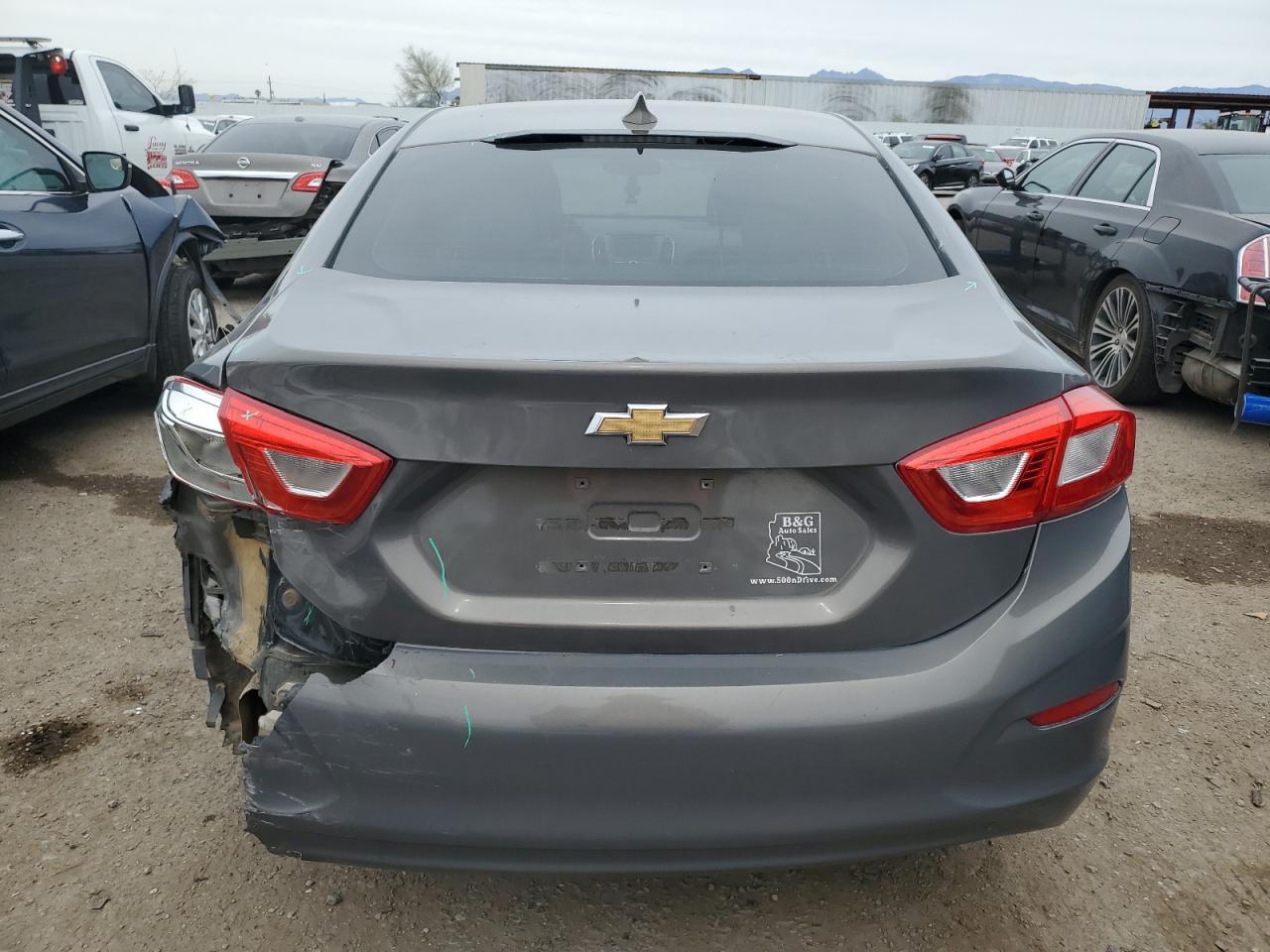 2017 CHEVROLET CRUZE LT - Image 6