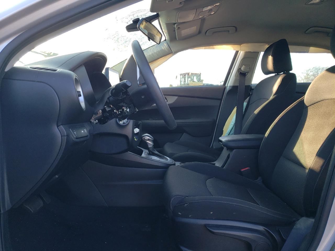 2020 KIA FORTE FE - Image 7