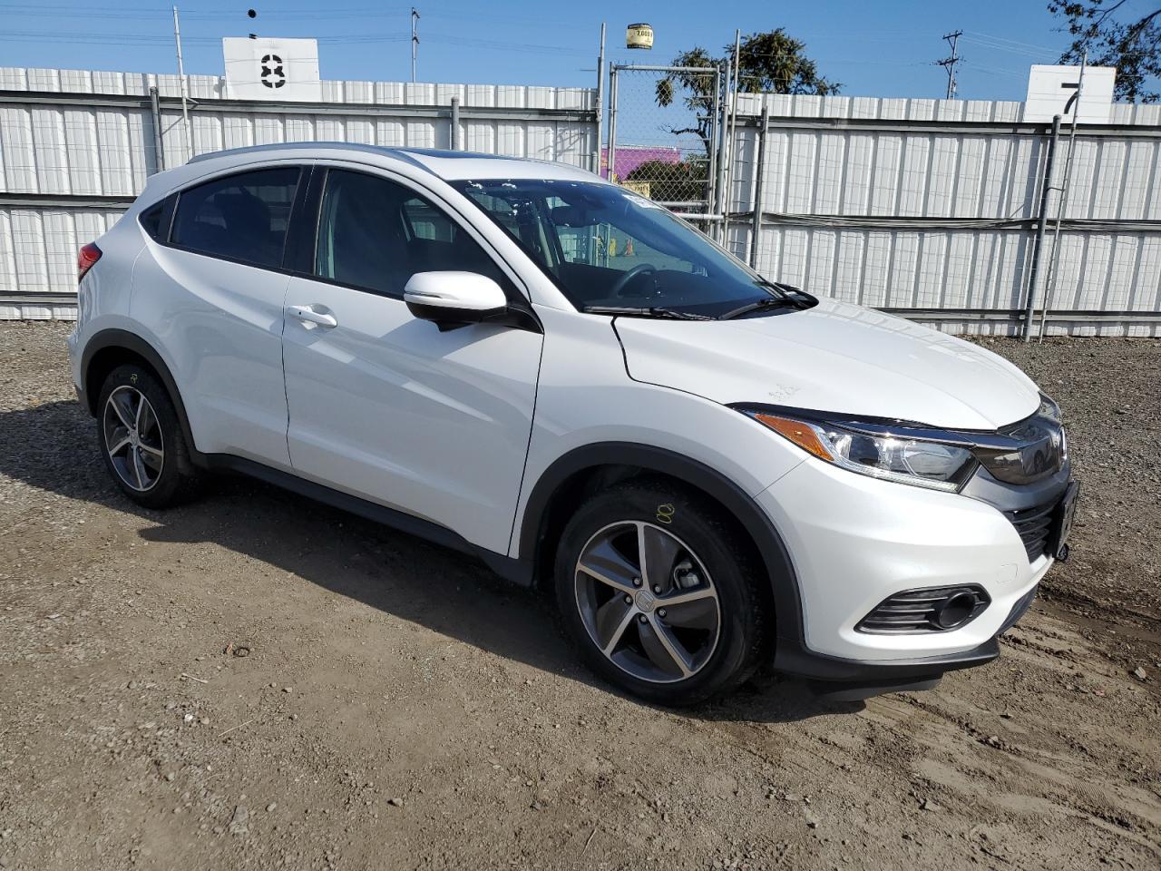 2022 HONDA HR-V EXL - Image 4