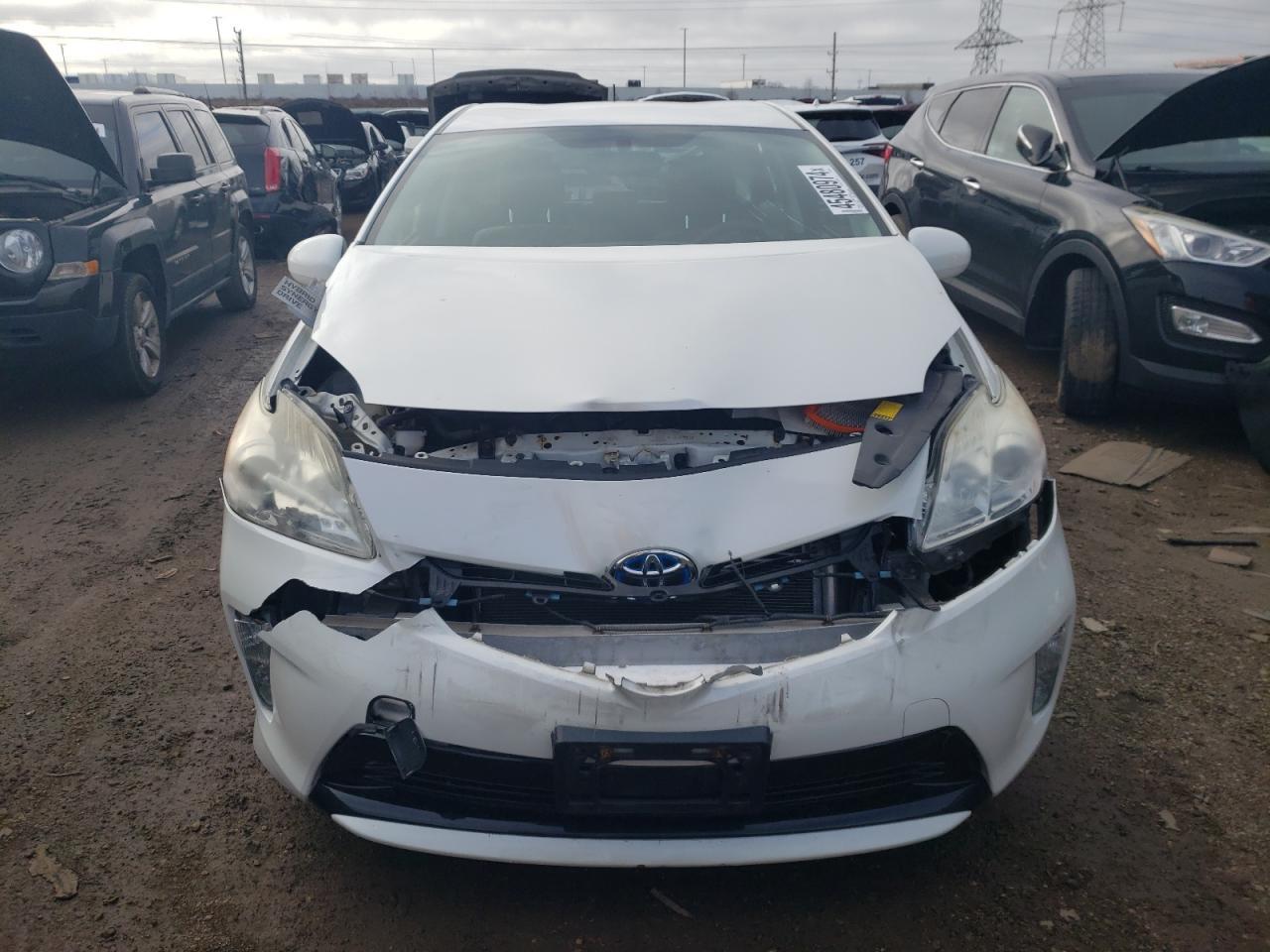 2013 TOYOTA PRIUS - Image 5